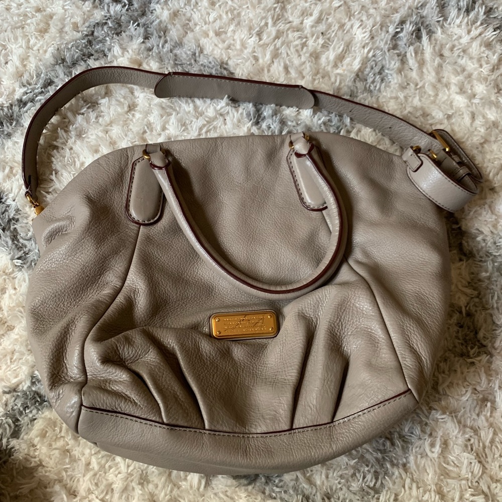 Marc Jacobs Pebbled Leather bag